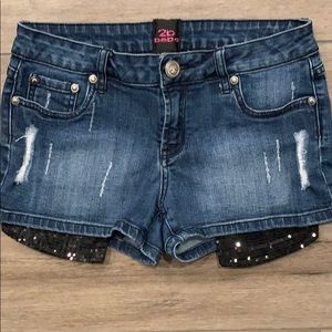2b by Bebe shorts🎁🛍📫